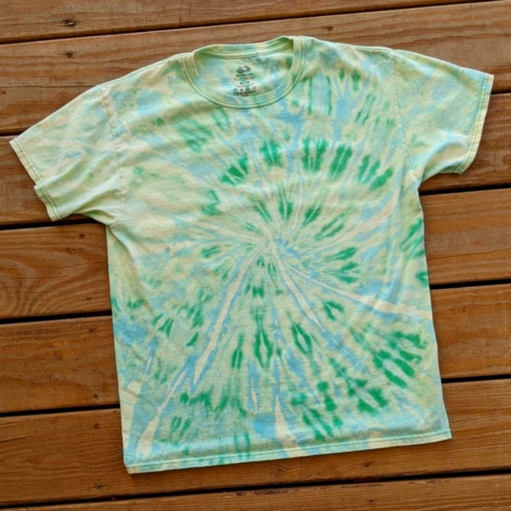 ✨3/$10✨Women's Reverse Dye Tee - Picture 1 of 8